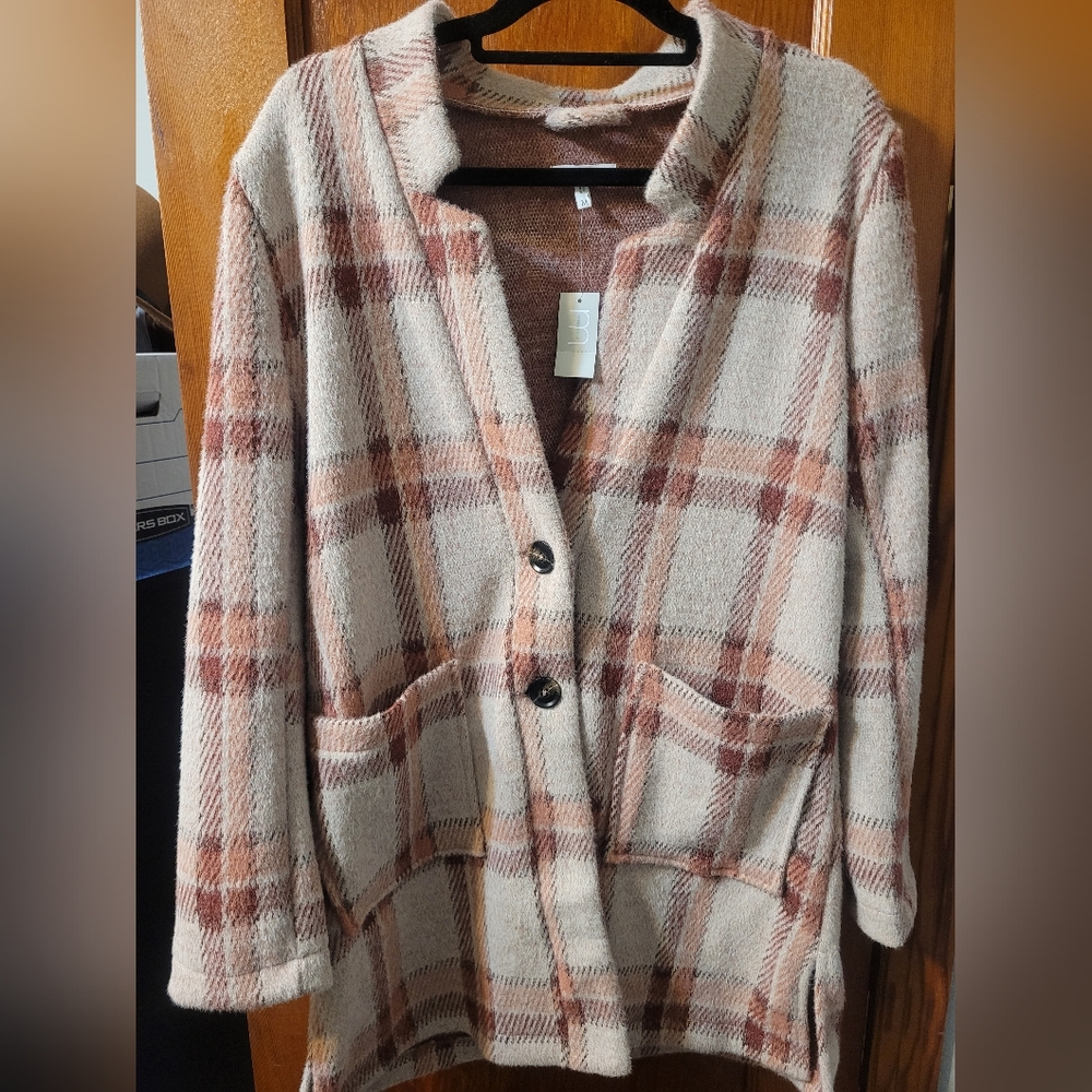 Womens Shacket Size Med